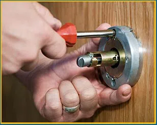 Federal Way Locksmith And Security Federal Way, WA 253-271-3305 - 8-new-lock-install